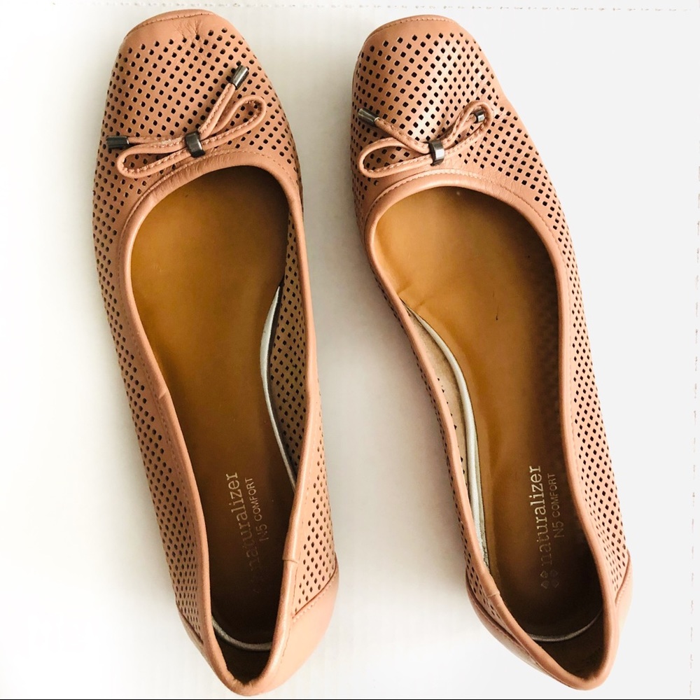 NWOT Naturalizer N5 Comfort Square Ballet Flats
